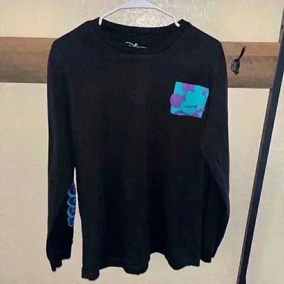 NWOT Disney Mickey Mouse Long Sleeve Shirt Unisex Size L - Picture 1 of 4